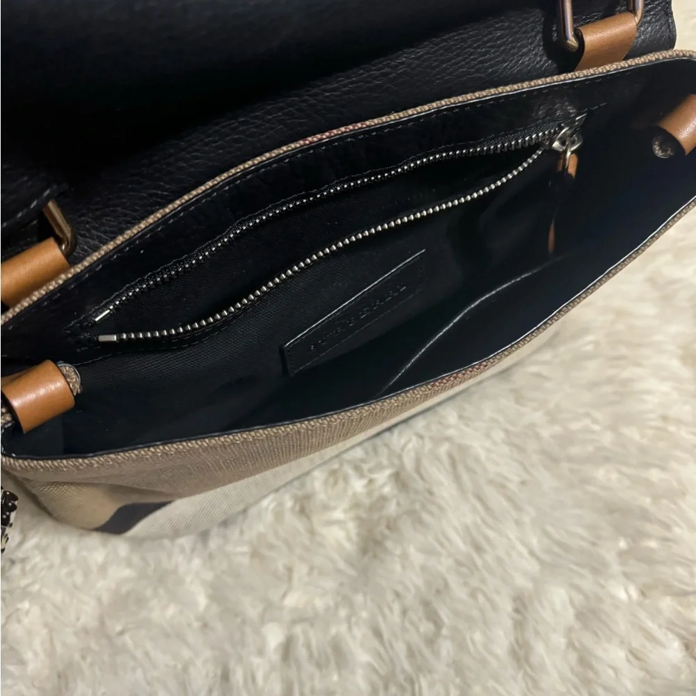 Burberry Shellwood crossbody